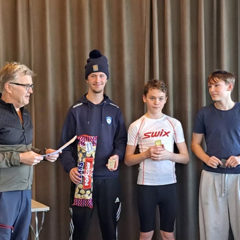 Letnie Mistrzostwa Szwecji: Hat-trick Lindströma!